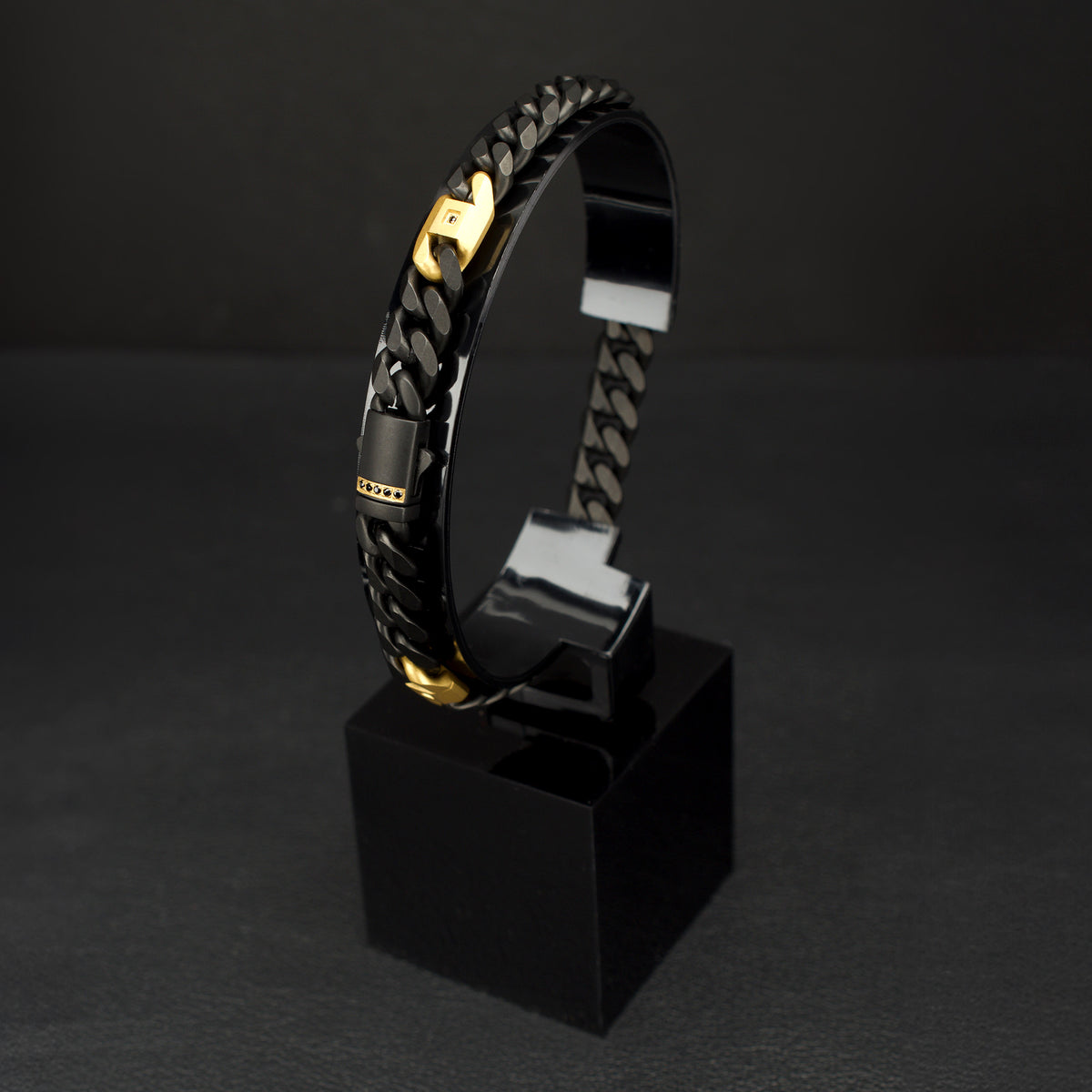 8mm Black Sapphire Miami Cuban Bracelet